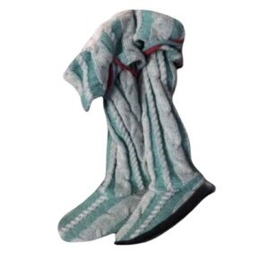 NEW Muk-Luks Cable Knit Slippers Socks